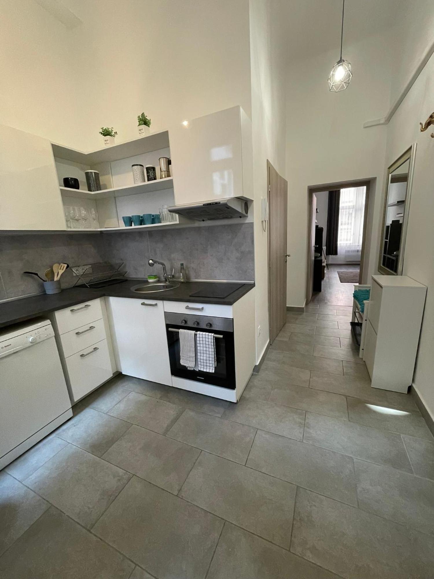 Soho Suites - Kazinczy Βουδαπέστη Εξωτερικό φωτογραφία