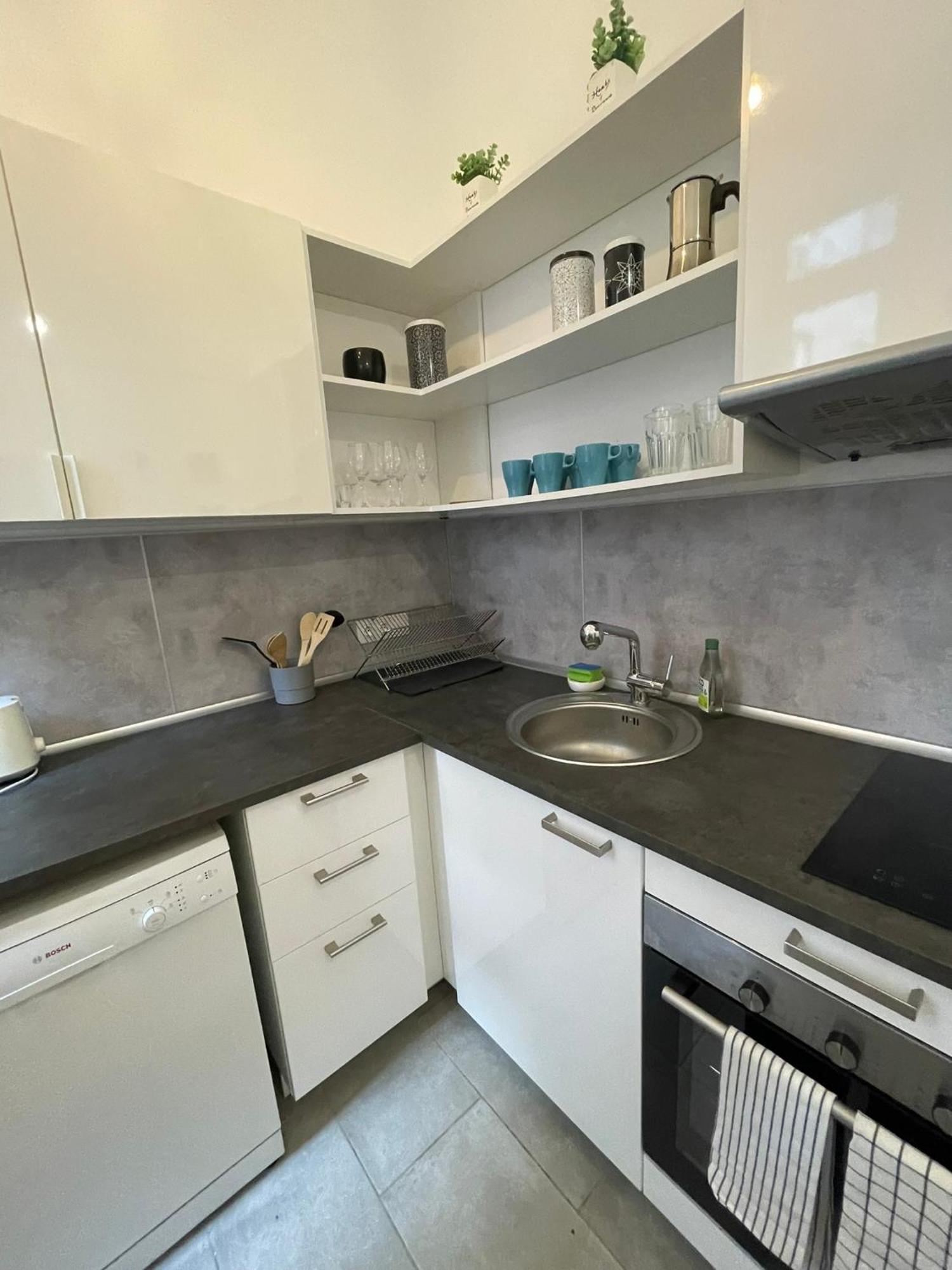 Soho Suites - Kazinczy Βουδαπέστη Εξωτερικό φωτογραφία